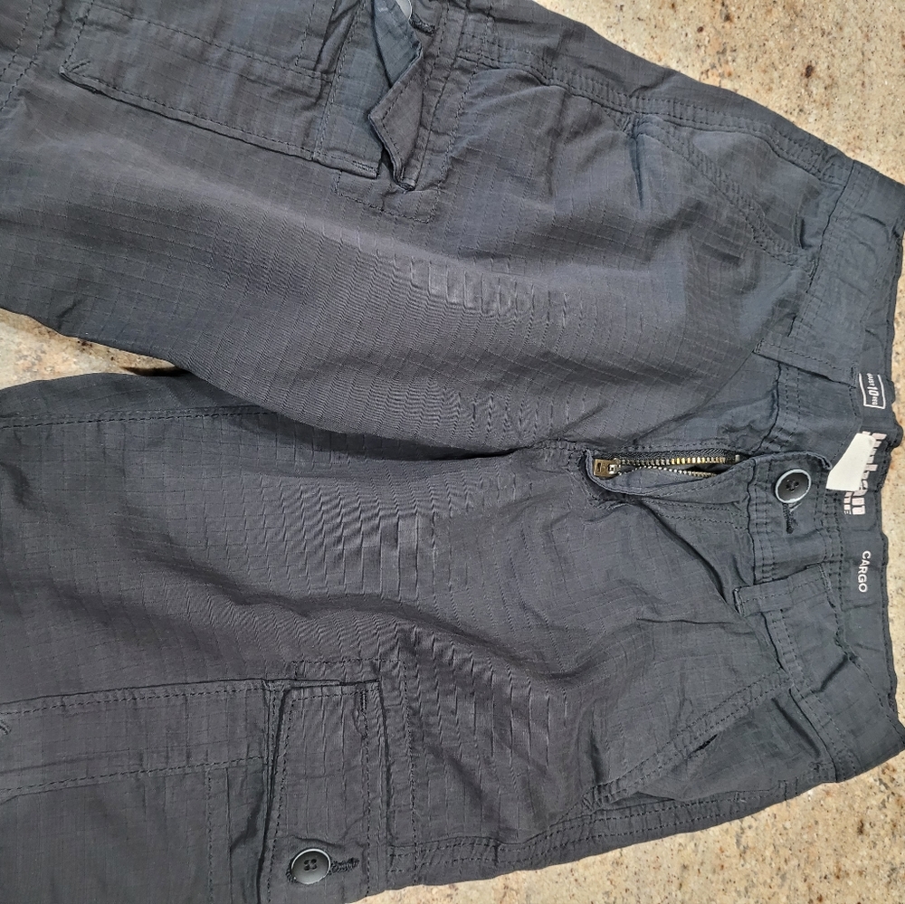 5 Sz 10 shorts and 2 sz sm shirts.